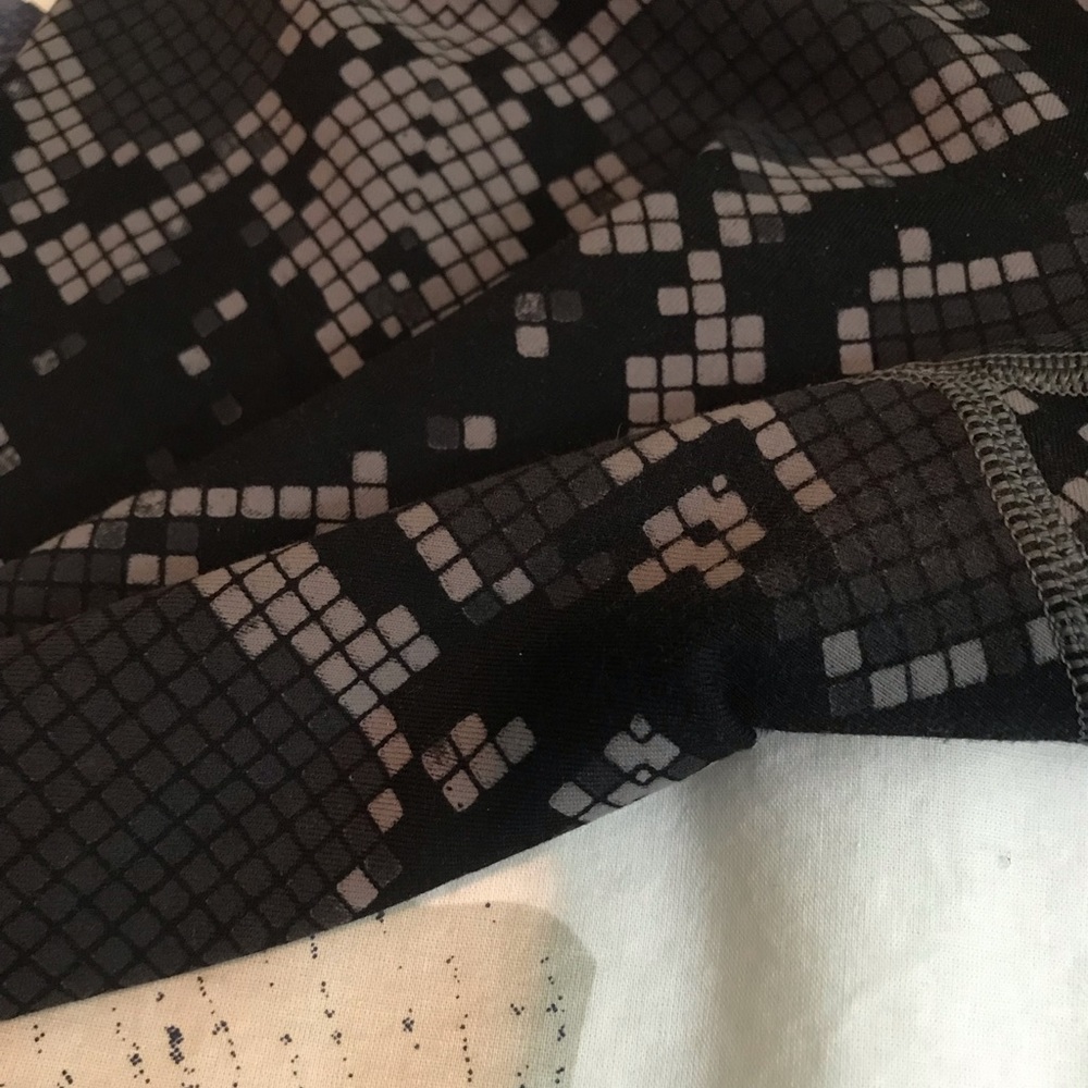 Lululemon cropped wunder under - Picture 4 of 6